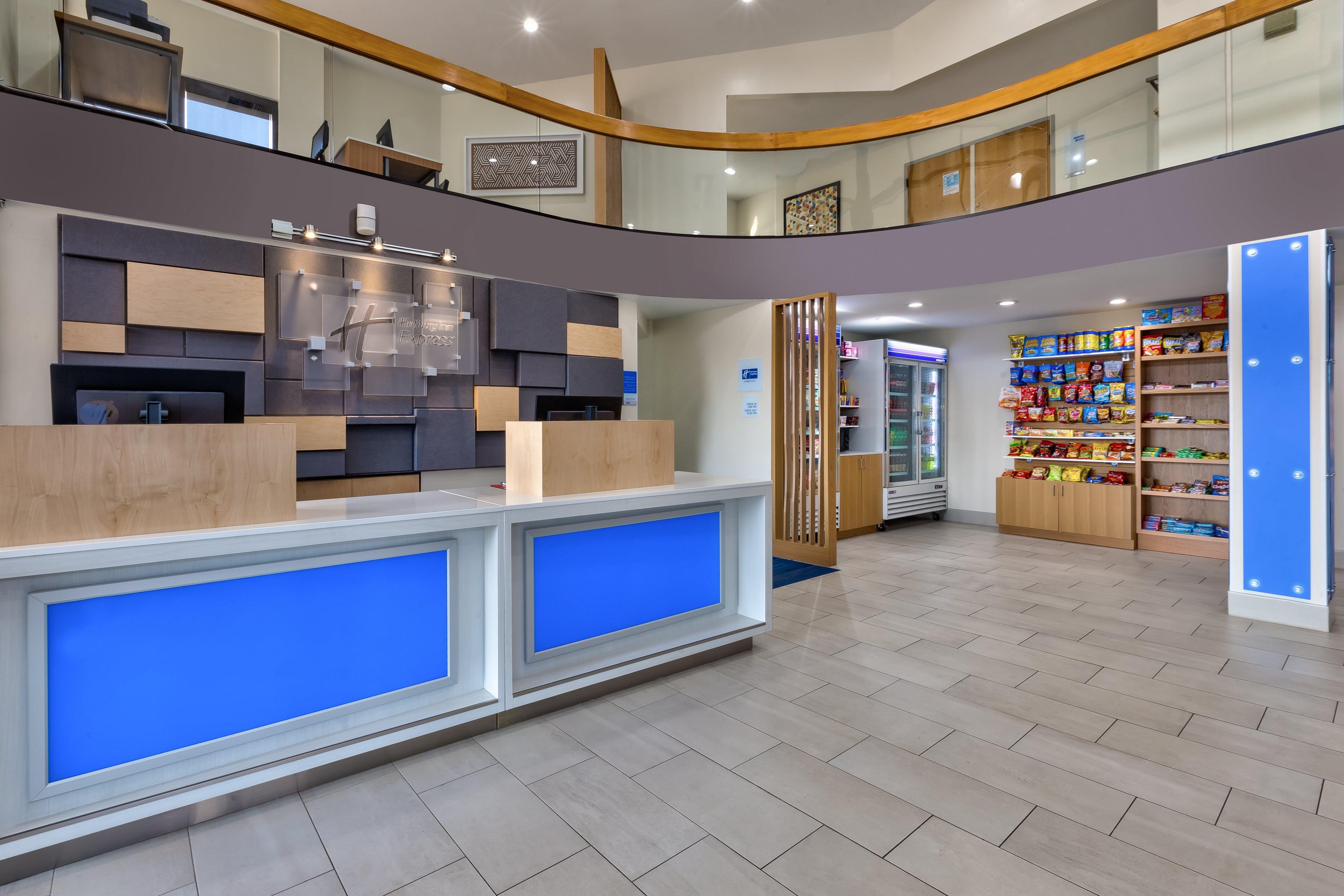 Holiday Inn Express Detroit-Warren/General Motors Technology Center By Ihg Exterior foto