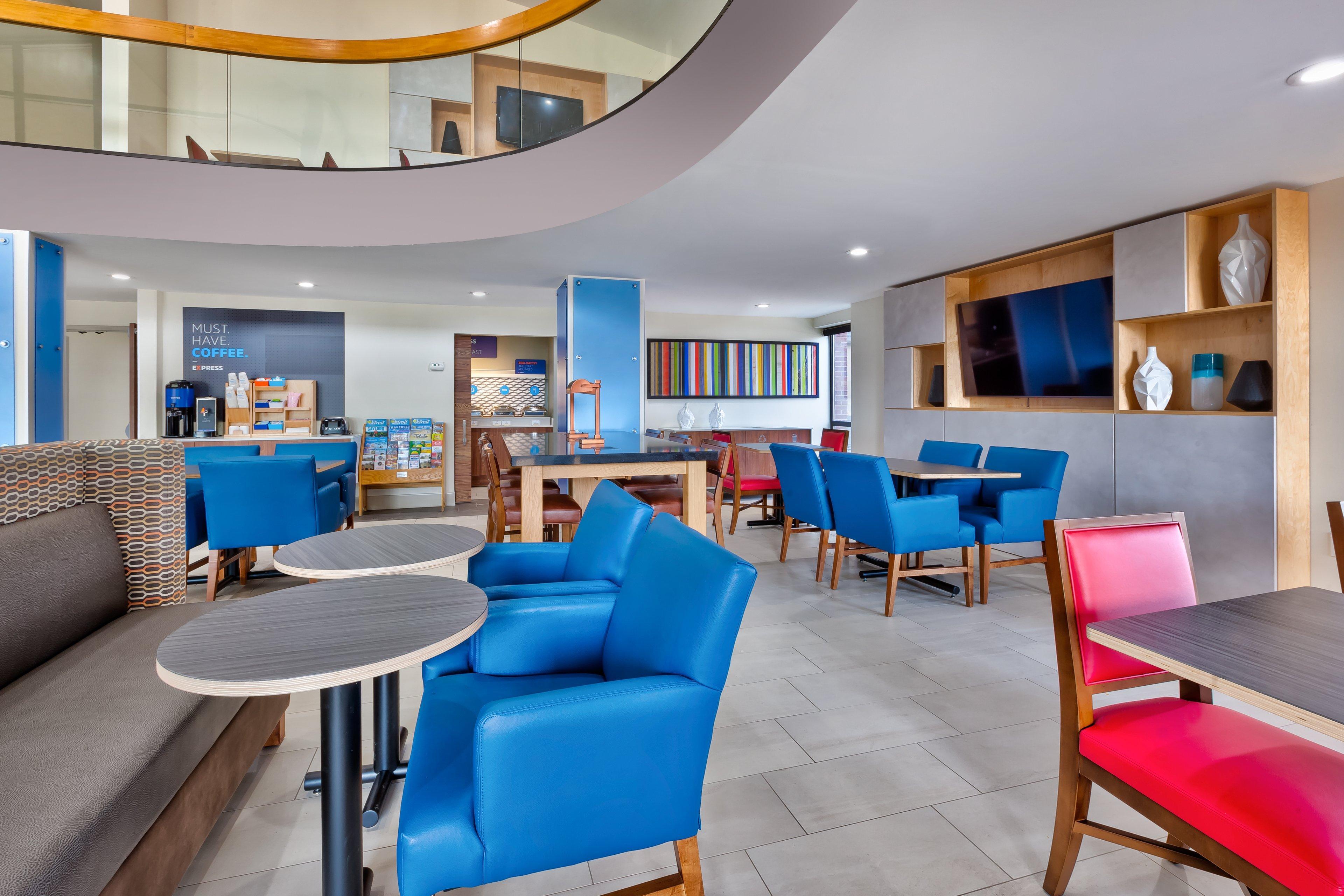 Holiday Inn Express Detroit-Warren/General Motors Technology Center By Ihg Exterior foto